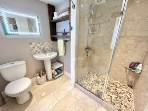 Photo 18- click for photo gallery